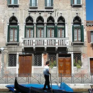 Palazzo Odoni Guest house